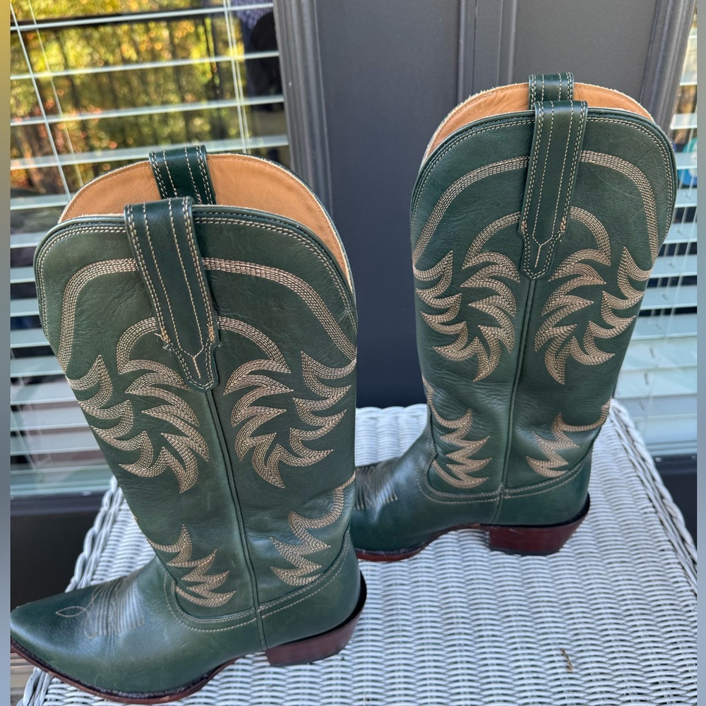 listing-status-banner